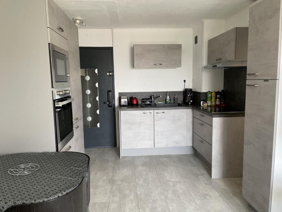Bormes-Les-Mimosas - Appart 25M2 Avec Balcon - 4P Dış mekan fotoğraf