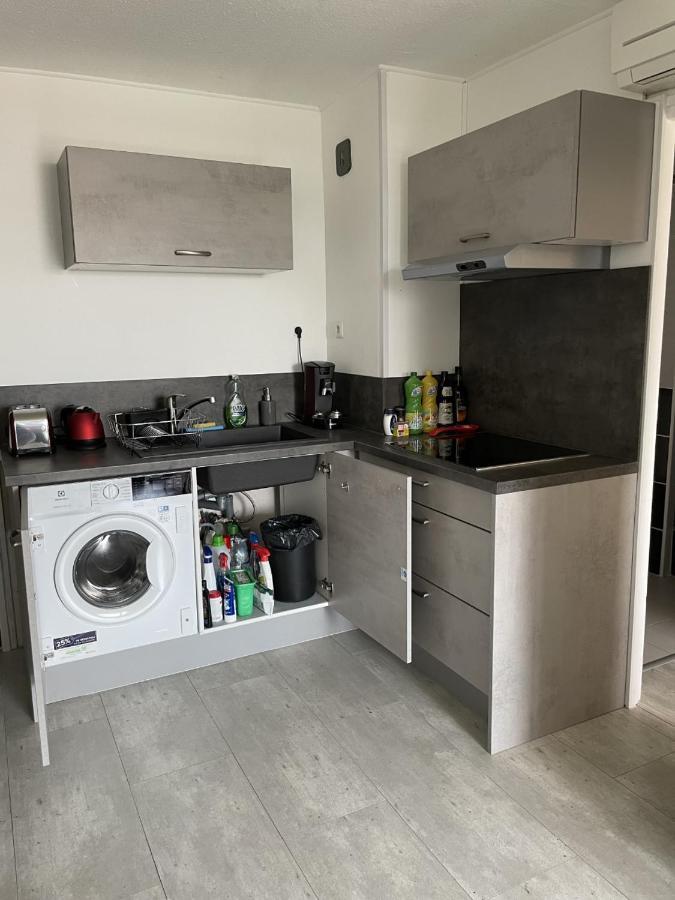 Bormes-Les-Mimosas - Appart 25M2 Avec Balcon - 4P Dış mekan fotoğraf
